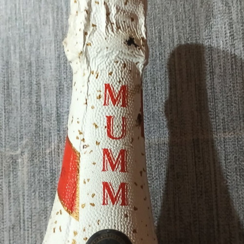 Mumm Champagne Cordon Rouge Brut new, Reims France