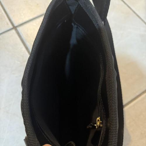 FRNC crossbody bag like new, black