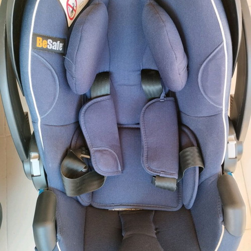 BeSafe iZi Go Modular X2 i-Size baby seats like new, set of 2 with bases