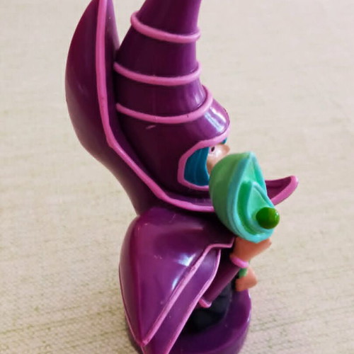 Yu-Gi-Oh Dark Magician 1996 BIP Holland collectible figure