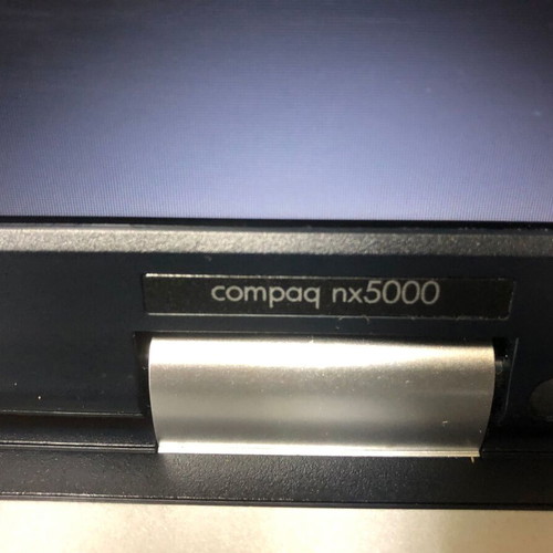 HP laptop retro used with 40GB disk, ready for XP format