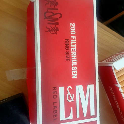 Cigarettes and tobacco roller with case like new