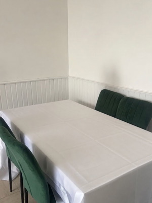 Λευκό σατέν τραπεζομάντιλο 145 x 305 εκ.