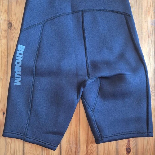 Neoprene Bermuda 3mm small for water sports new