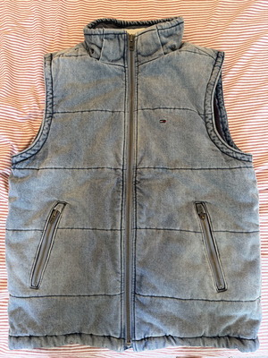 Tommy Hilfiger Men’s Jeans Vest Medium Used, Blue