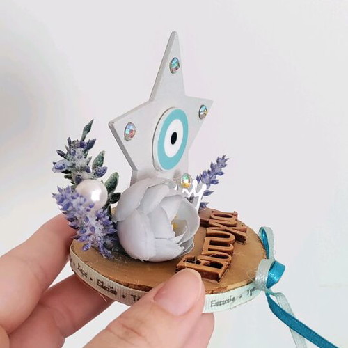 Newborn lucky charm original tabletop