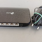 TP LINK TL SG1005D Gigabit Ethernet Switch with 5 Ports