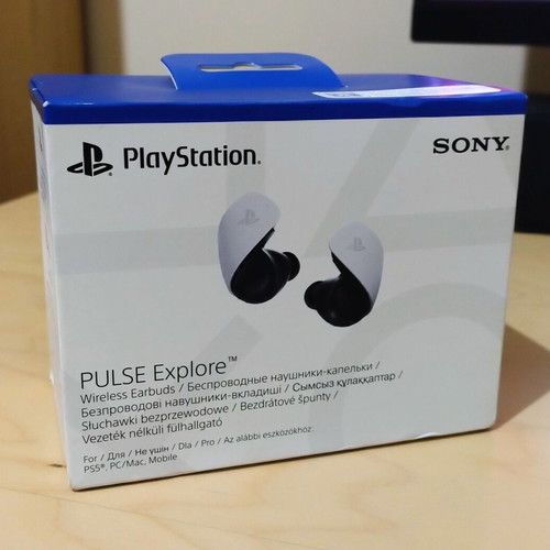 Sony Pulse Explore White Earbuds new for PlayStation 5