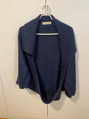 Moutaki knitted women's cardigan blue, like new, one size