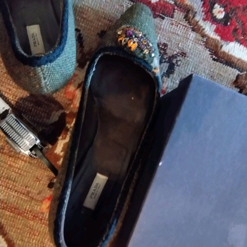 Prada pumps size 41 like new