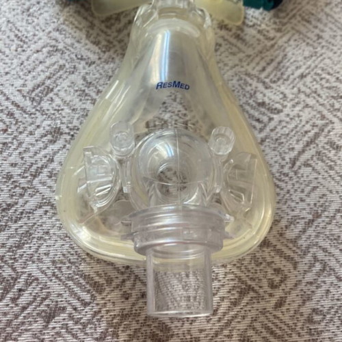 Full face sleep apnea mask used, size L