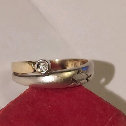14K gold ring with diamond and cut-out dolphin bicolor, new