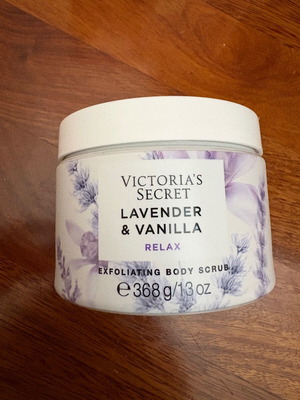 Victoria’s Secret Lavender and Vanilla Scrub new