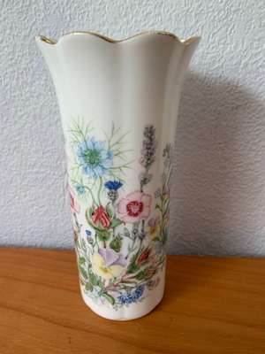 Aynsley Wild Tudor vase fine bone china porcelain from England