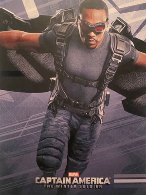Captain America Falcon The Winter Soldier Hot Toys 1/6 figure like new