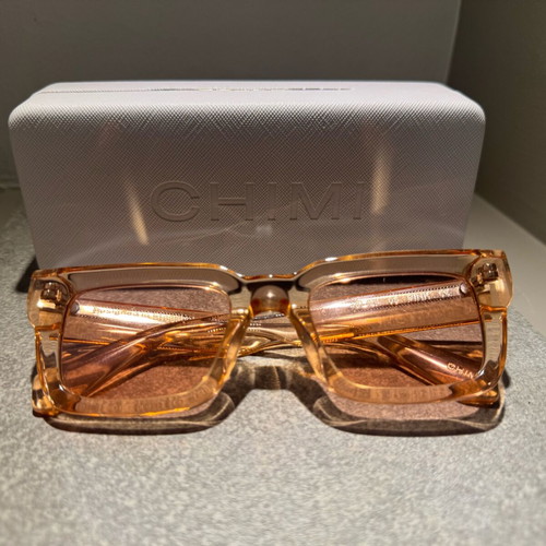 Chimi sunglasses pink like new