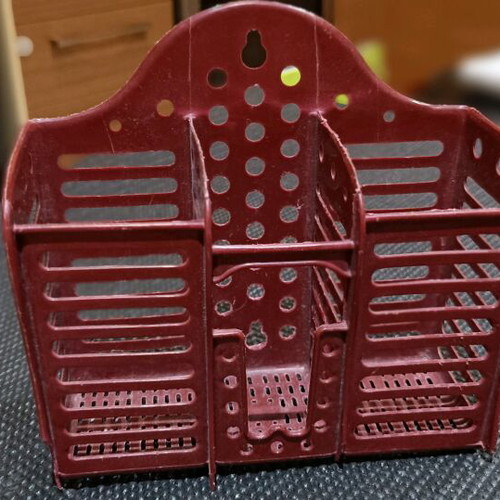 Plastic cutlery holder