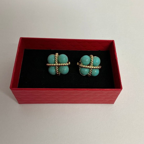 Turquoise stone clip-on earrings, gold tone