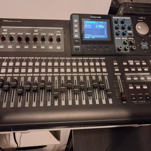 Tascam DP 24 Mixing and Recording Console like new