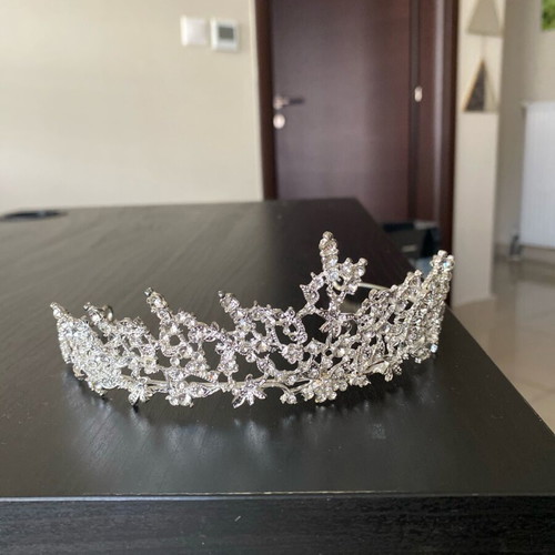 Tiara for bride used, impressive, worn once
