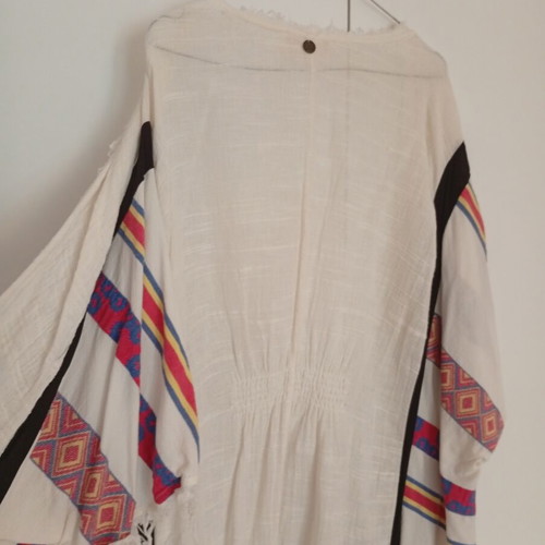 BSB kaftan with colorful pattern like new