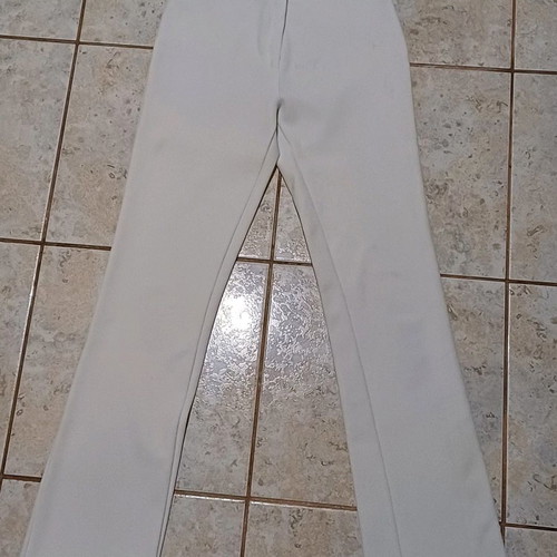 White pants used, size XS