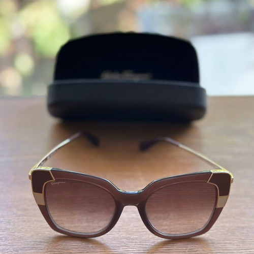 Salvatore Ferragamo women's glasses like new, Italian