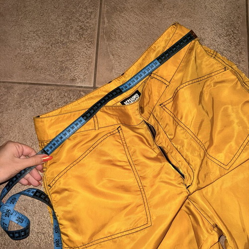 Pants size L yellow like new