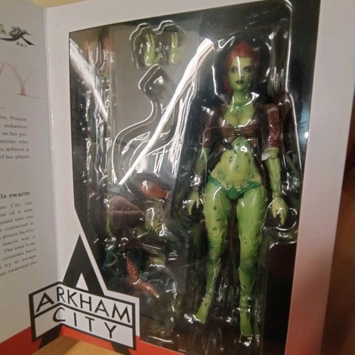 Poison Ivy figure DC Batman Arkham City 20cm like new