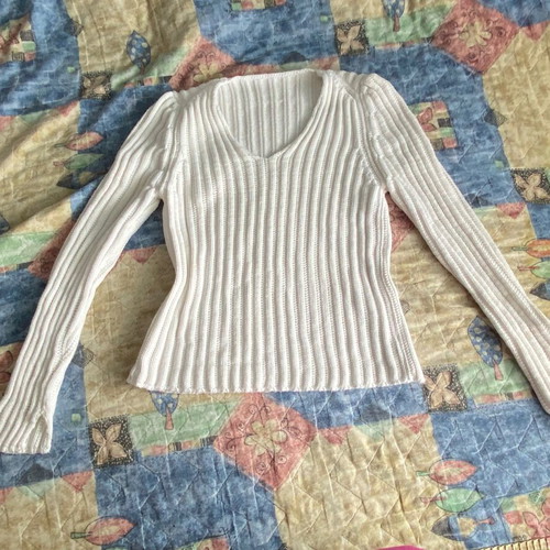 Vintage Y2K white sweater new, slim fit