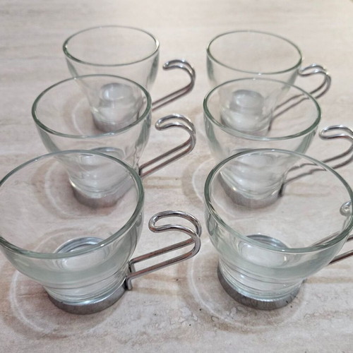 Glass coffee mugs set of 6 like new with metal handle and base