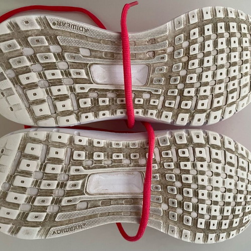 Adidas women's athletic shoes used, size 36.5, pink