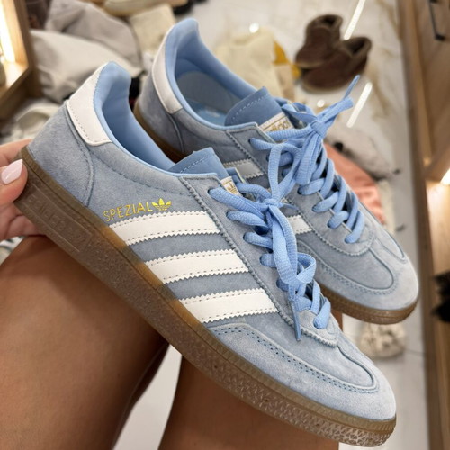 Adidas sneaker Baby blue suede special σαν καινούργιο