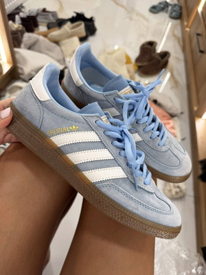 Adidas sneaker Baby blue suede special σαν καινούργιο