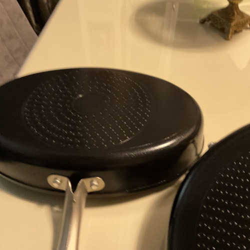 Nonstick frying pan and grill pan set like new, granite coating