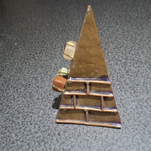 Vintage brass pyramid 13cm with semi-precious stones used