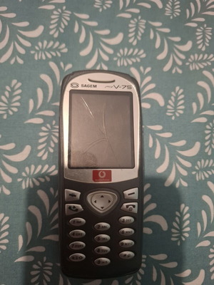 Sagem MY V-75 phone used, without charger and battery