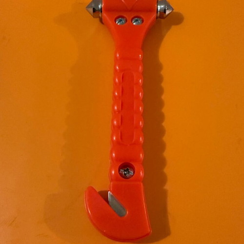 Car safety tool like new