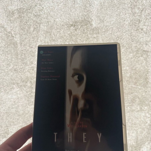 They DVD used, thriller with subtitles