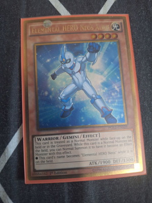 Elemental HERO Neos Alius card like new, vintage Yu-Gi-Oh
