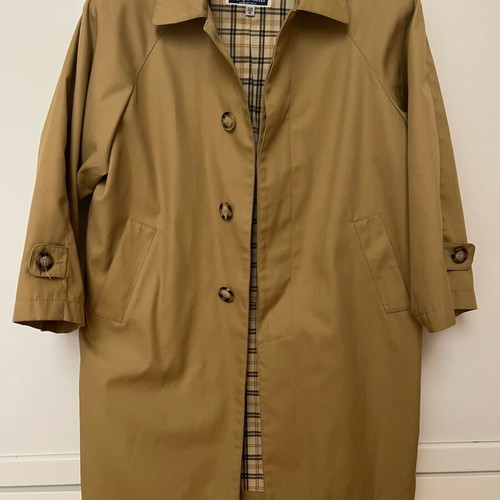Children's trench coat like new, size 6 years, beige-camel
