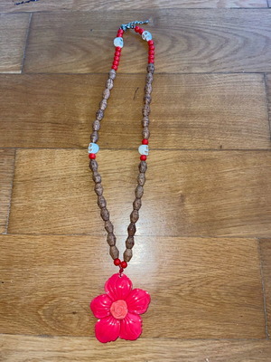 Pin Up Handmade Necklace Summer Red with Brown Wooden Beads