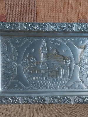 Carved tray from Ioannina like new