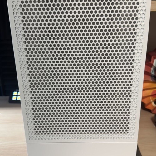 Gaming PC like new with Ryzen 5 5600X and RGB lighting