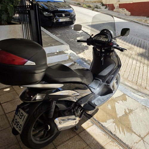 Piaggio Beverly 300i Tourer scooter 2009, black