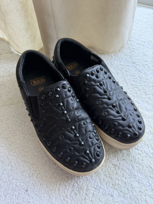 Ash leather shoes size 36 like new, black