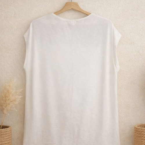 BodyFlirt white blouse size M like new, viscose and elastane