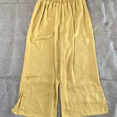 Satin set Simplicity with asymmetric top and wide-leg pants