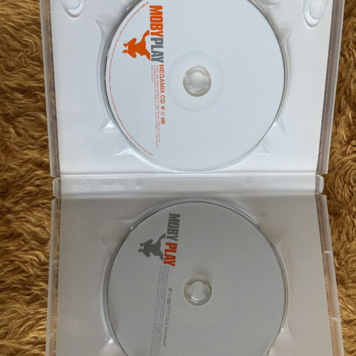 Moby Play The DVD used with limited edition poster