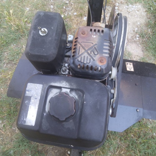 Petrol Tiller like new with small electric tiller gift